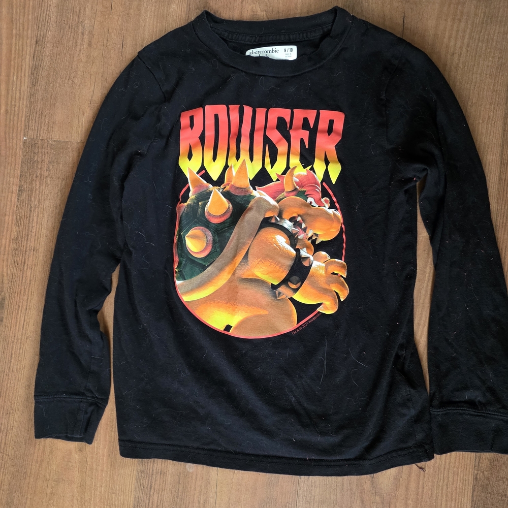 Abercrombie Kids Black Bowser Long Sleeve Tee